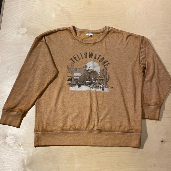 Maurice’s Yellowstone Graphic Sweatshirt XXL (IZ) - Picture 4 of 13